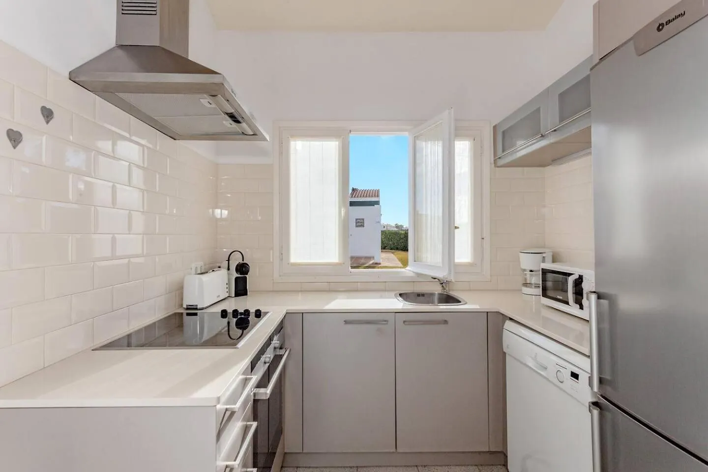 Villa Victor - Primera Linea Mar, Vista A Puesta De Sol 칼라엔블레인즈