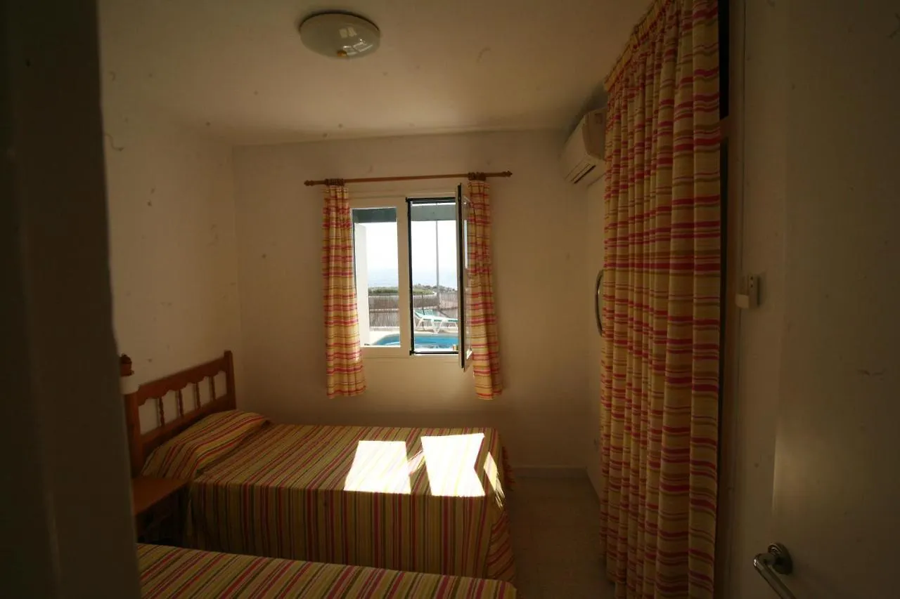 Villa Victor - Primera Linea Mar, Vista A Puesta De Sol 칼라엔블레인즈